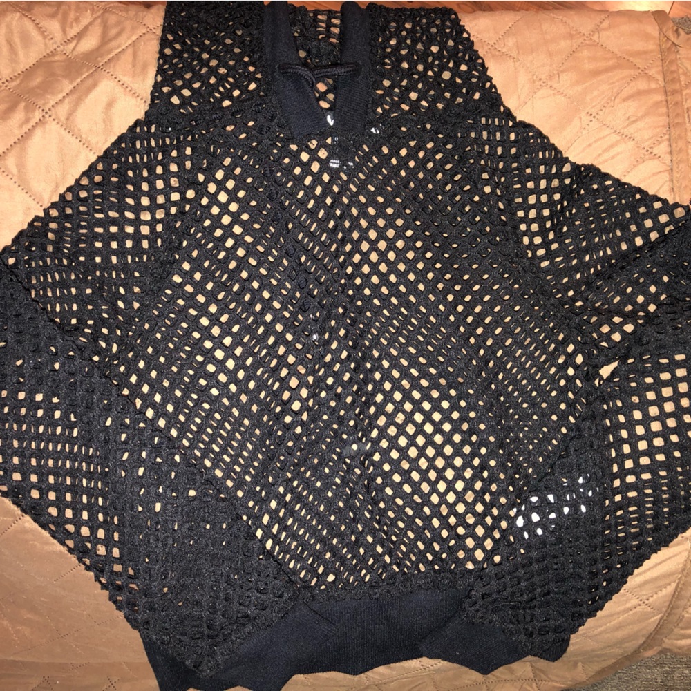 Sommer Ray cropped sweatshirts